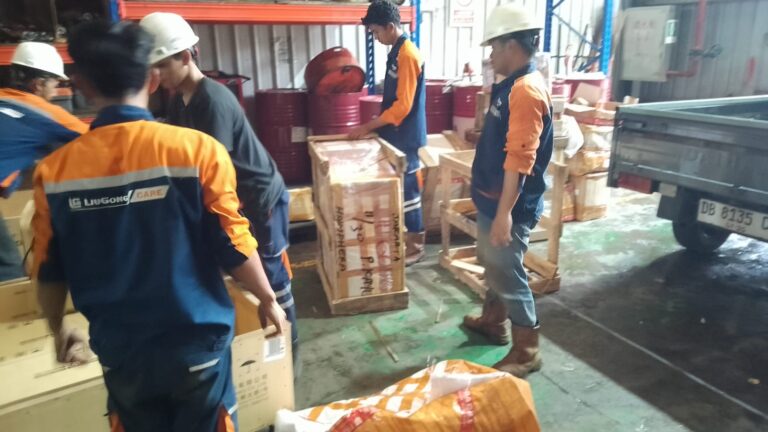 Galeri serah terima cargo di wada